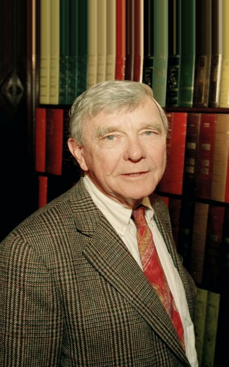 Interesting facts about an American Journalist – Russell Baker