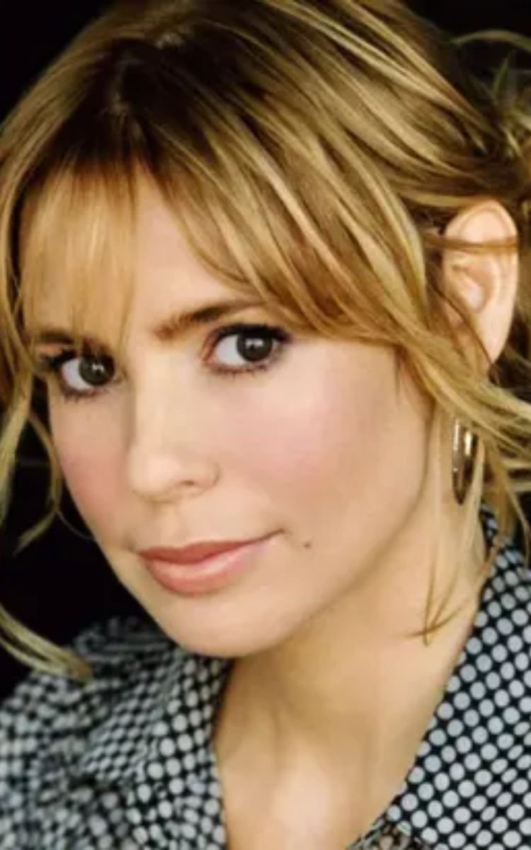 Interesting Trivia On Olivia D Abo The Talented English Singer And Actress Factswow