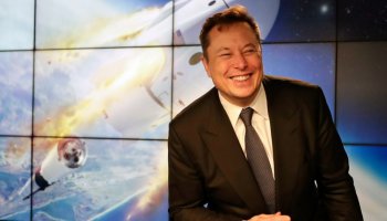 The U.S. approves SpaceX's use on ships, boats, and airplanes by Elon Musk's Starlink