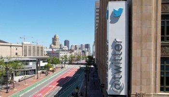 Twitter has been restored to service after an extended outage