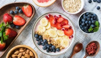 5 Breakfast Habits That Will Slow Your Metabolism
