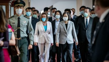 After Pelosi's visit, China suspended trade with Taiwan!