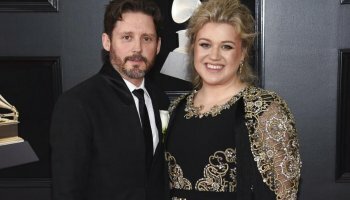 Kelly Clarkson reveals what's hard after divorce