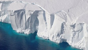 Massive loss on ice! The largest ice sheet in the Antarctic is crumbling faster shown in satellite imagery